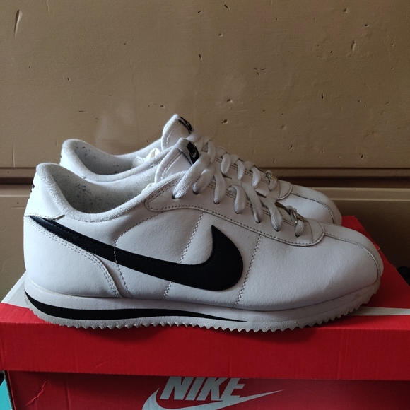 nike cortez white with black swoosh